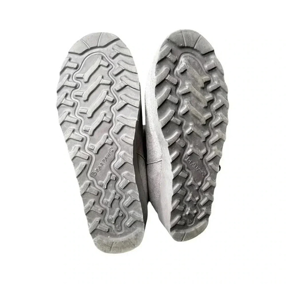 BEARPAW Megan Suede Water/Stain Repellent ankle boots, size 8, EUC - Picture 4 of 6